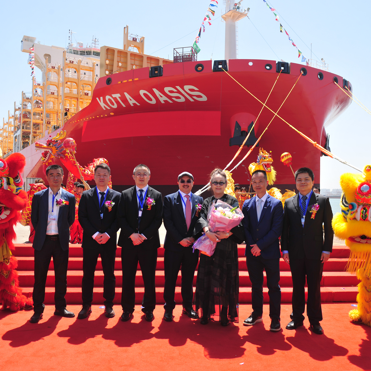 PIL takes delivery of LNG dual-fuel container ship | LR