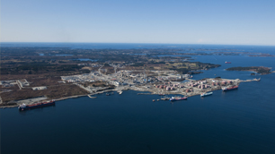 Mongstad Oil refinery in Norway, Statoil ASA